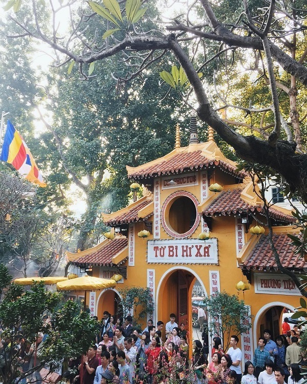 Du xuân đầu năm tại Hà Nội, đừng bỏ qua 5 ngôi chùa nổi tiếng này