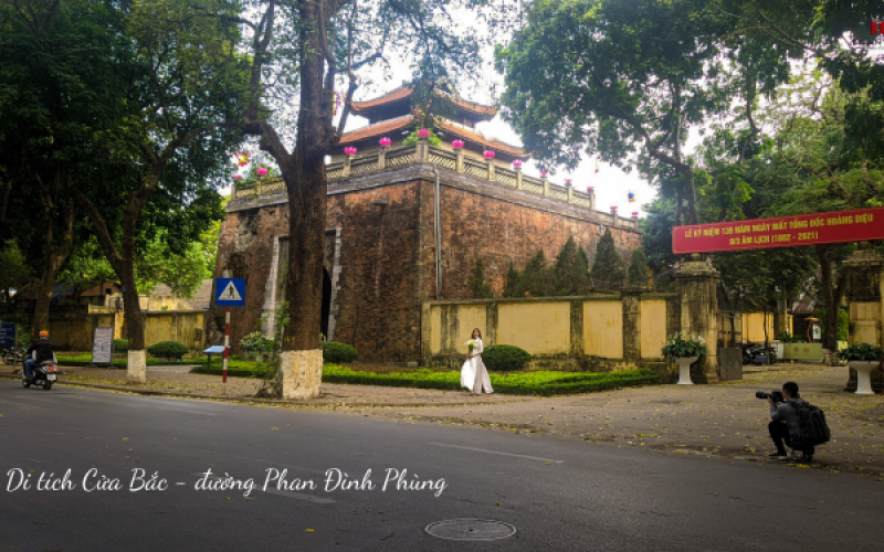 Top places and activities around Ba Dinh district