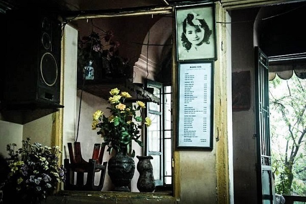 Ngắm nhìn một nét xưa của Hà Nội tại Cafe Đinh