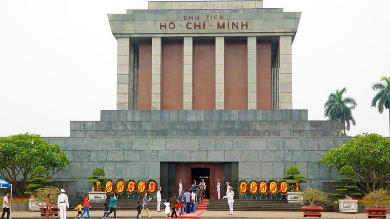 Ho Chi Minh Mausoleum - the destination must not be missed by any tourists when coming to Hanoi